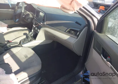 2020 Hyundai Elantra Sel z USA, uszkodzony, nr VIN 5NPD84LF4LH520775